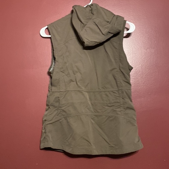 Eddie Bauer vest - Picture 3 of 4
